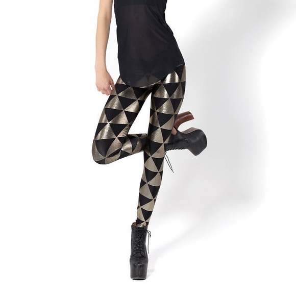 Blackmilk Gold Black Zelda Triforce Triangle Leggings Size Medium - Picture 1 of 5